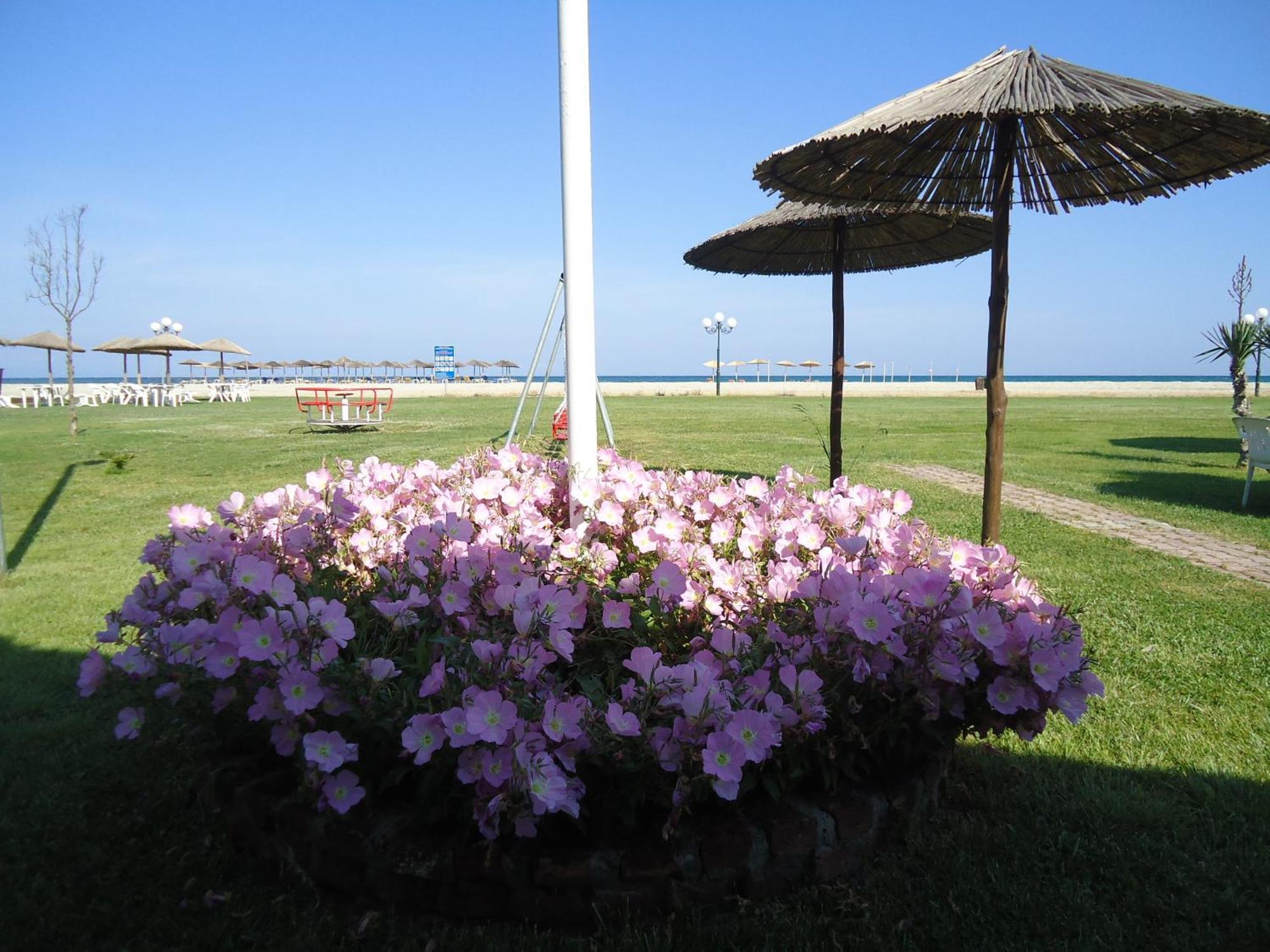Lidra Hotel Korinósz Kültér fotó